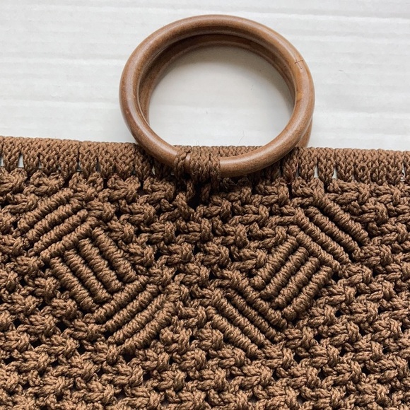 Brown crochet small wood ring handle purse - Picture 2 of 11